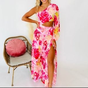 Pink Floral one shoulder Maxi Dress. Size Small